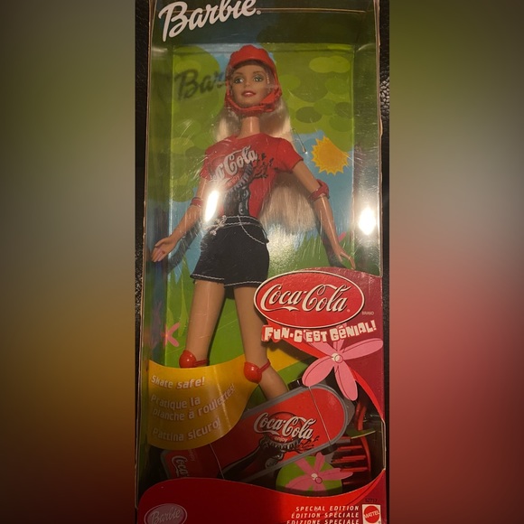 Vintage 2001 Coca-Cola Skateboard Fun Barbie Doll Special Edition - Picture 1 of 5